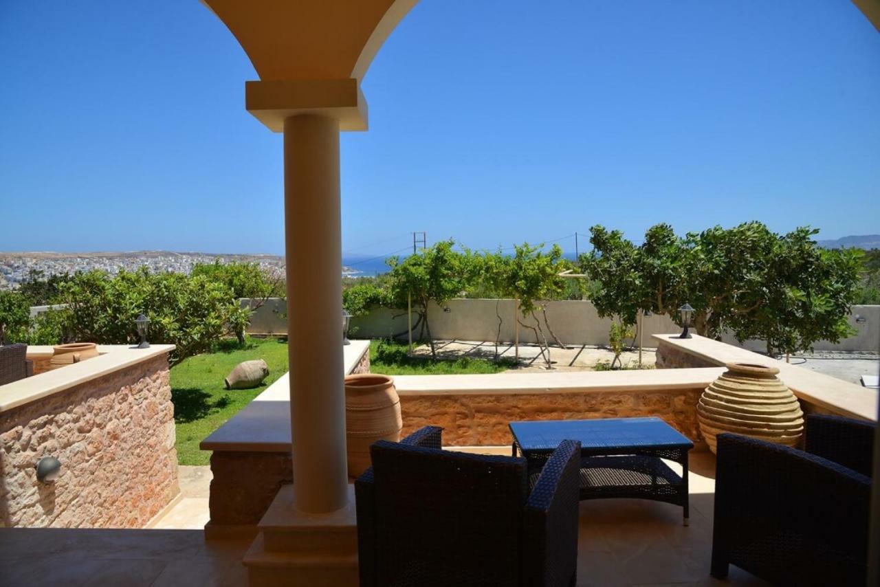 Petrinolis Retreat Apartment Сития Екстериор снимка