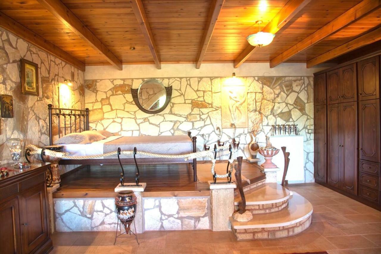 Petrinolis Retreat Apartment Сития Екстериор снимка